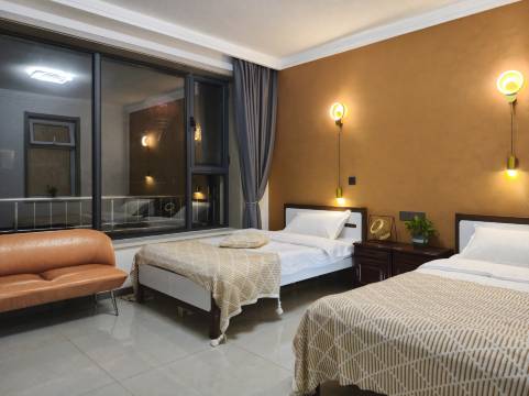 荣幸民宿(忻州古城店)