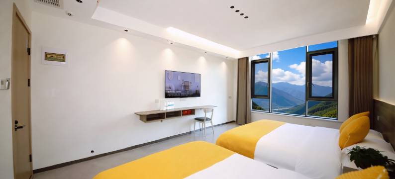 悠然山居民宿(三清山风景区店)图片