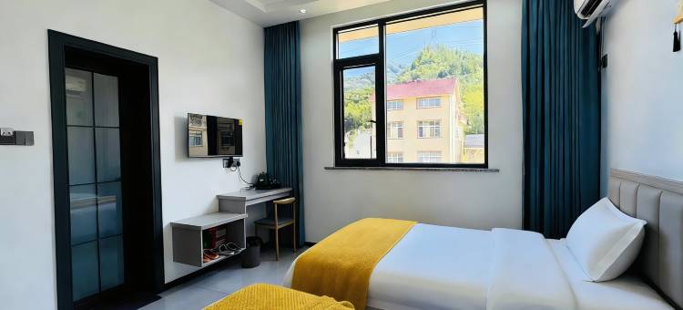 烟树山家观山景凯祥Warm  Family民宿(上饶望仙谷景区店)图片