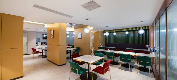 白玉兰商务酒店(石家庄火车站师大红旗校区店)图片