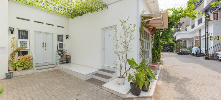 RedDoorz Syariah Near Ciledug Station图片