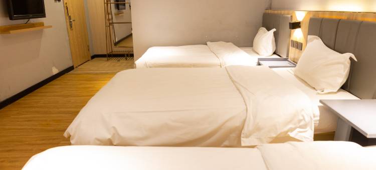 云鼎商务酒店(扎兰屯火车站步行街店)图片