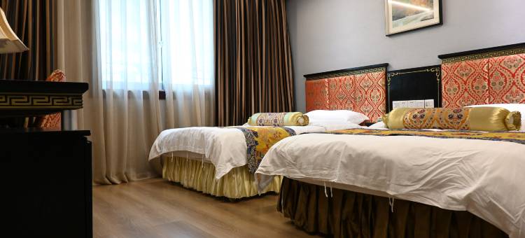 理县古尔沟莱苏河文化主题酒店图片