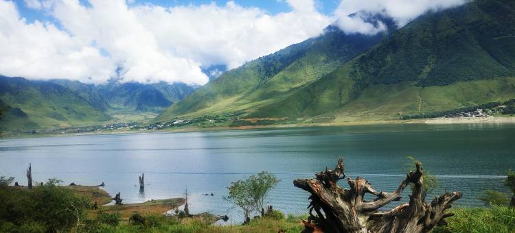 冶勒湖野墅民宿图片