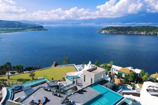 大理悅蓮莊青石半山海景度假酒店