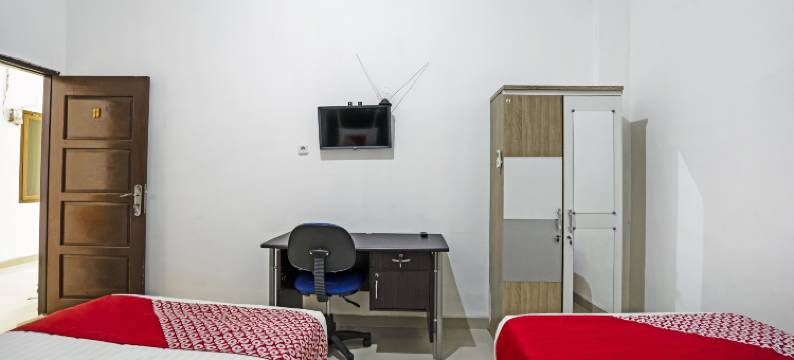 OYO 90595费雷萨科斯特伊斯兰酒店(OYO 90595 Ferezsa Kost Syariah)图片