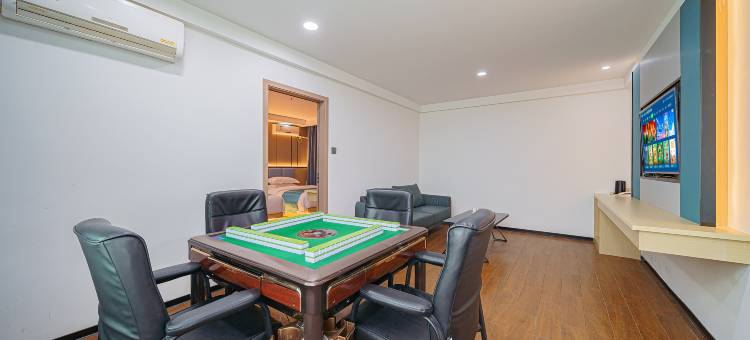 和平山水假日酒店(福和高级中学店)图片