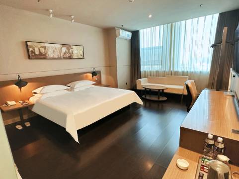 朝漫酒店(茌平枣乡街店)