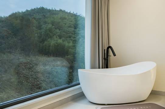 安吉江南天池·在山之也·180°星空滑雪私汤亲子度假民宿图片