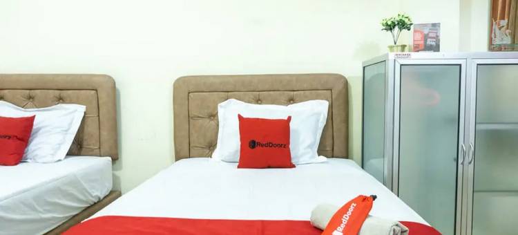 红多兹酒店@恩德加托特苏布罗托(RedDoorz @ Gatot Subroto Ende)图片