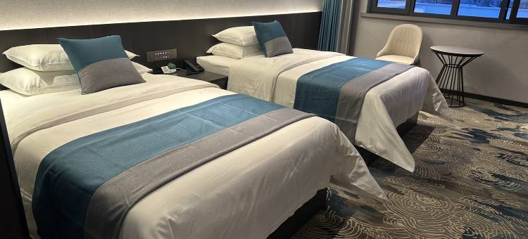 阿鲁科尔沁旗卿云商务酒店图片