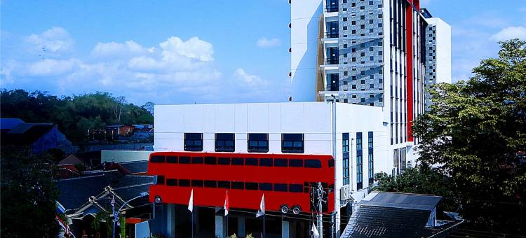 福图纳格兰德酒店-占碑(Hotel FortunaGrande Jember by Fosia Hotels)图片