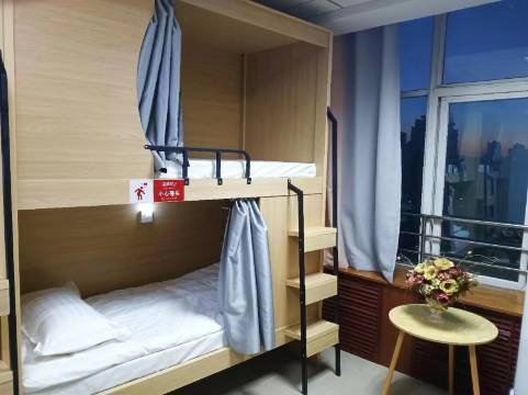 林樾阁精品男女生公寓(应天门店)