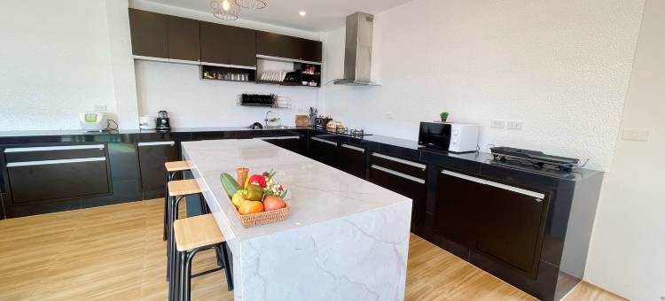 Spacious Private Villa Modern Style Near Beach图片