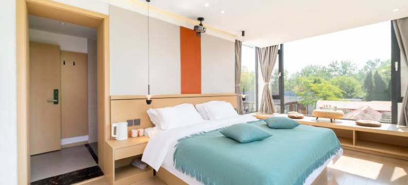 林与海精品酒店(鸽子窝公园浅水湾店)图片