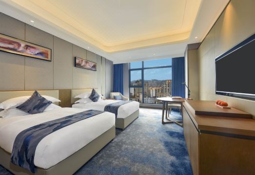 Ramada Plaza by Wyndham Dongxing Citycenter Hotel Overview