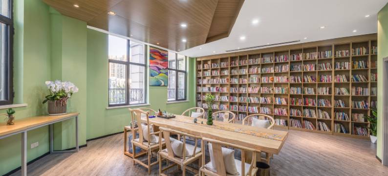 倦鸟酒店(青岛城阳万象汇店)图片