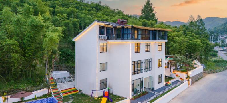 云嵌·无边山景星空泳池·入住即享咖啡果茶·亲子度假团建美宿图片
