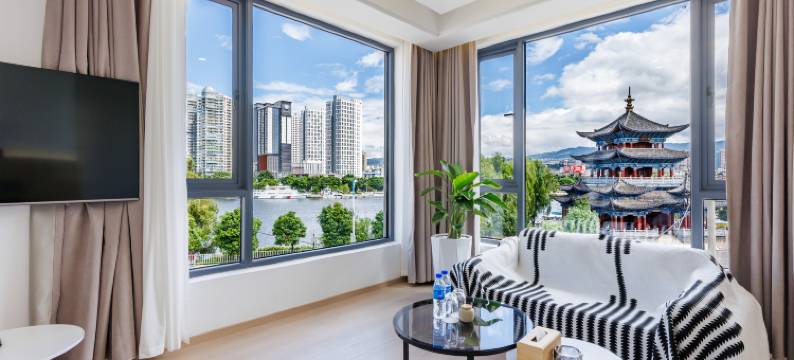 大理海嘴海景酒店(兴盛大桥店)图片