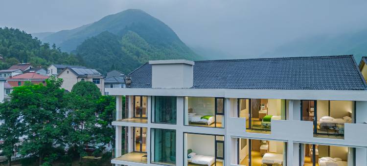 安吉山雅民宿(龙王山峡谷漂流店)图片