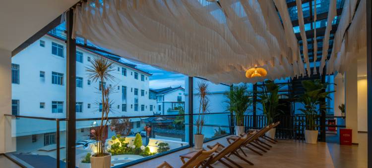 Hiller觅野·渡美宿(丽江古城忠义市场店)图片