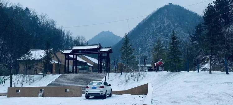 隐坡·见山度假民宿(隐心谷店)图片