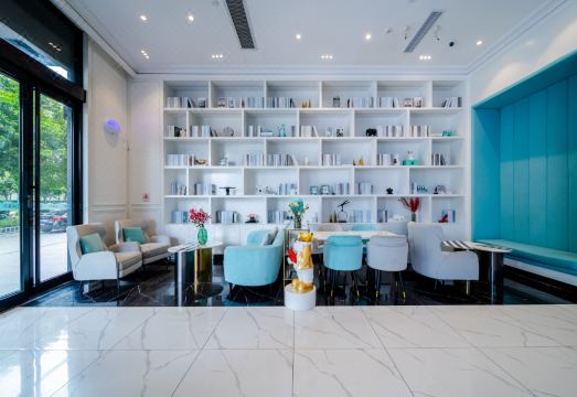 XanaHotel GuangzhouJiahewanggang MetroStation Jinbo Plaza Hotel Overview