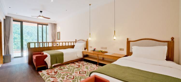 雅安十里芳菲·野玫瑰温泉村落图片