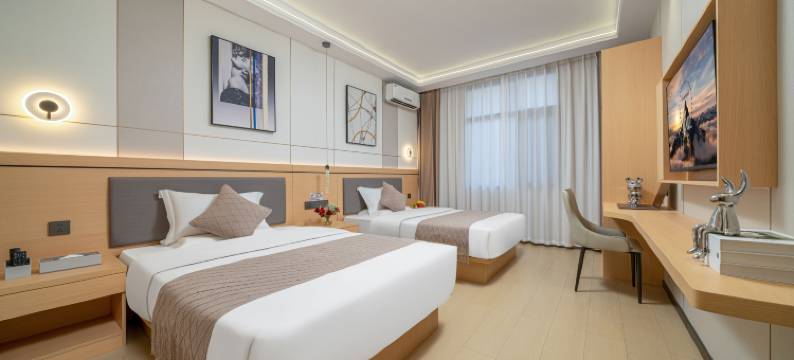 西双版纳景洪金程度假酒店(泼水广场江边夜市店)图片