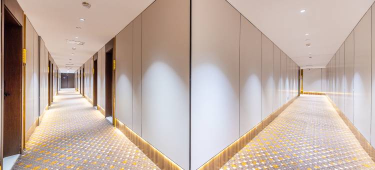 悦致.臻选酒店(兰州西关地铁站张掖路步行街店)图片