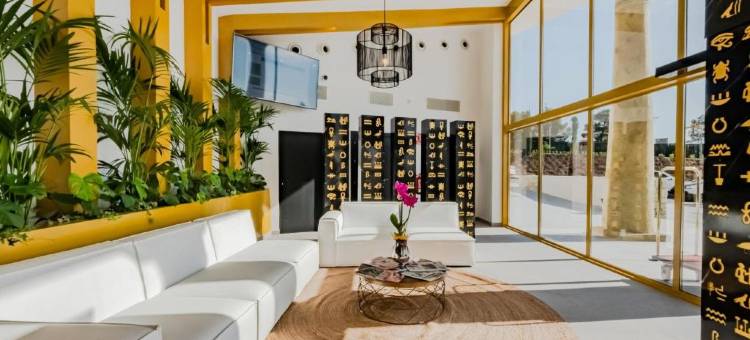 科斯塔布兰卡大卢克索别墅酒店(Grand Luxor Villas Costa Blanca)图片