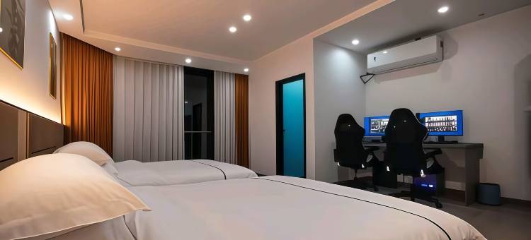 镇雄鸿禧电竞酒店(镇雄朝阳学校店)图片