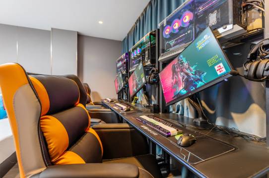 奈斯特电竞公寓(广州黄埔夏园地铁站店)图片