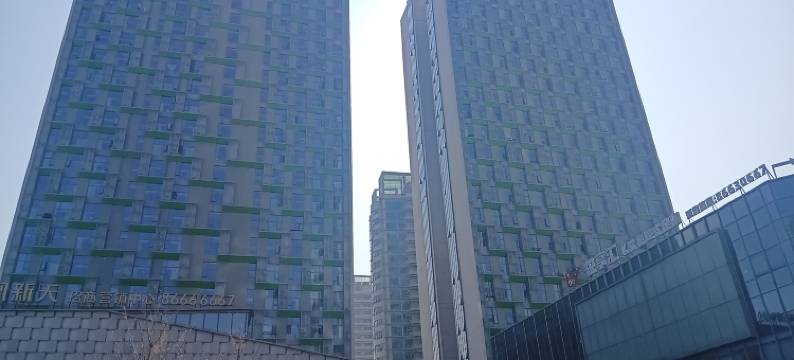 兰亭序·臻选LOFT影院民宿(红谷滩珠江路地铁站店)图片