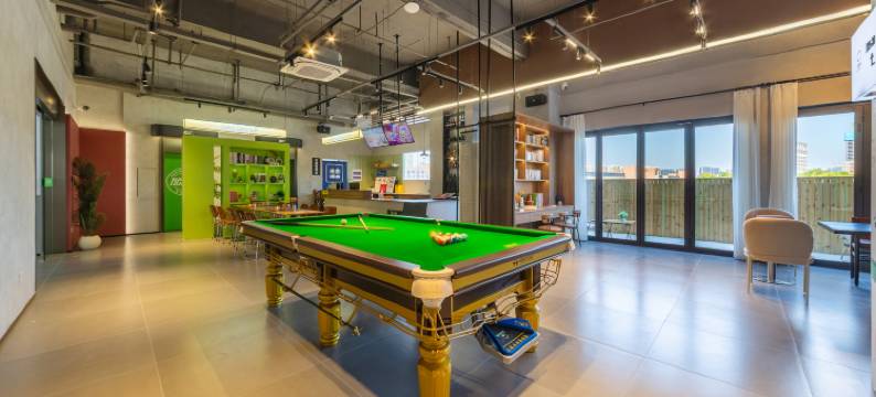 旅小二青年酒店(杭州金地广场金家渡地铁站店)图片