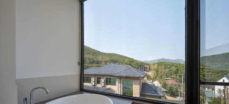 花筑悦·莫干山云迹坡温泉美墅(后坞换乘中心店)图片