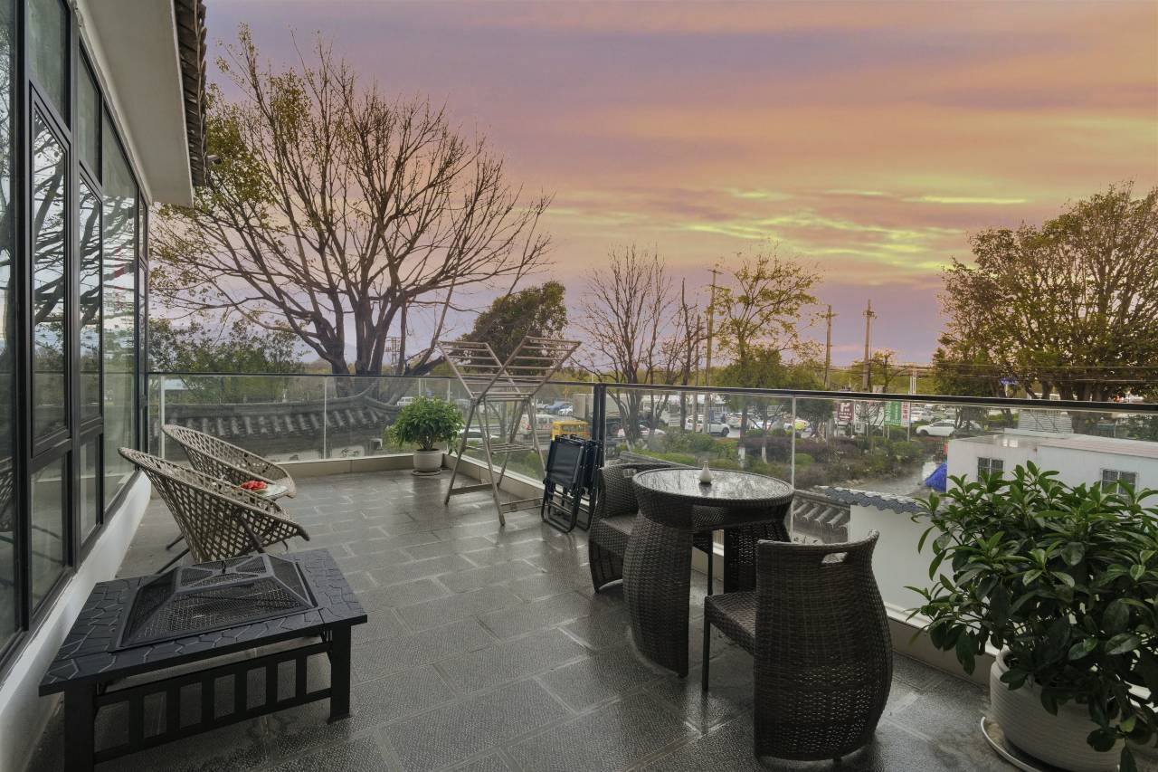 洱屿间·洱海悠居·轻奢庭院美宿(大理古城洱海门店)图片