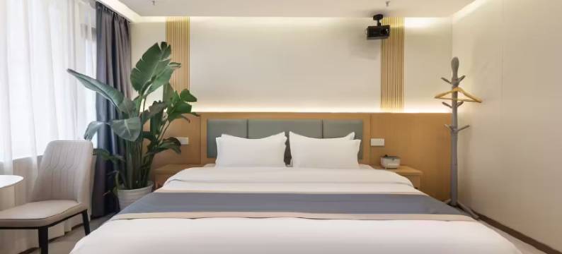 茜渝居民宿(解放碑洪崖洞店)图片