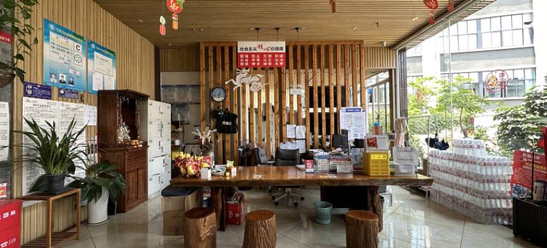 开远麒庭花园酒店(人民医院店)图片