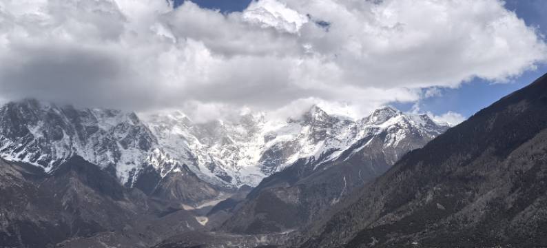 观峰居酒店(索松村店)图片