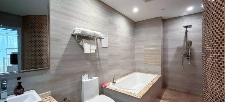 庐扉x酒店(郑州市中牟县天泽城轻工业大学易斯顿美术学院店)图片