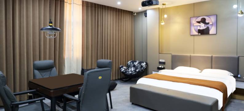 陆良烨科智能酒店(图腾商业中心店)图片