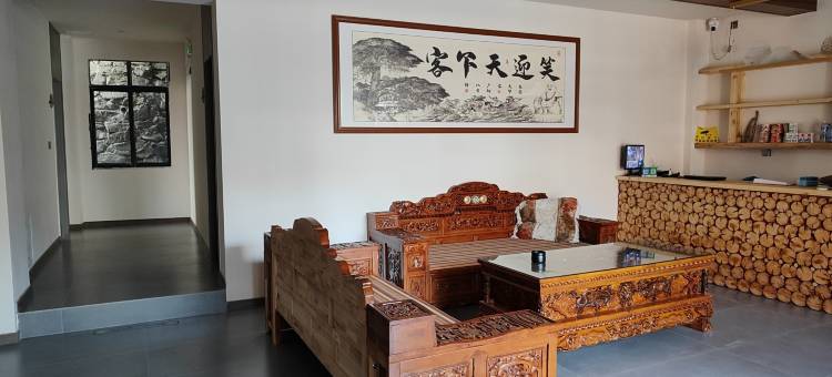 松潘金篷雅舍图片