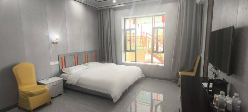 西溪里民宿(巩留湿地公园)图片