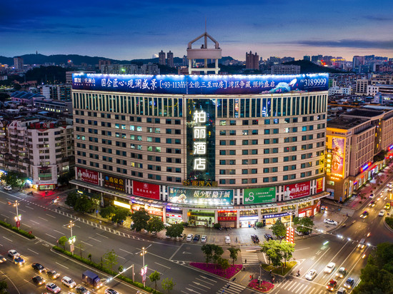 江门柏丽宜居酒店(五邑大学万源店)