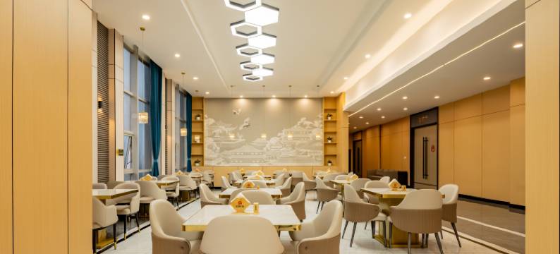 胜开国际大酒店(贵阳青云市集火车站地铁站店)图片