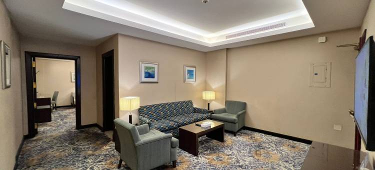 梅尔库雷吉达阿尔哈姆拉酒店(Merkure Jeddah Al Hamraa Hotel)图片