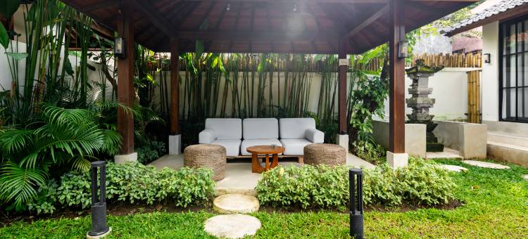 Hijau Villa by EVDEkimi – 迷人的兩房度假別墅，附泳池(Hijau Villa by EVDEkimi – Charming 2BR escape w/pool, outdoor lounge, lush garden)图片