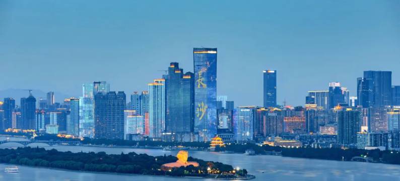 长沙岳麓豪生酒店(梅溪湖西地铁站店)图片