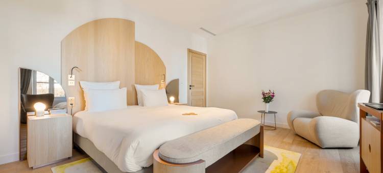 高迪城堡酒店(Château de la Gaude)图片